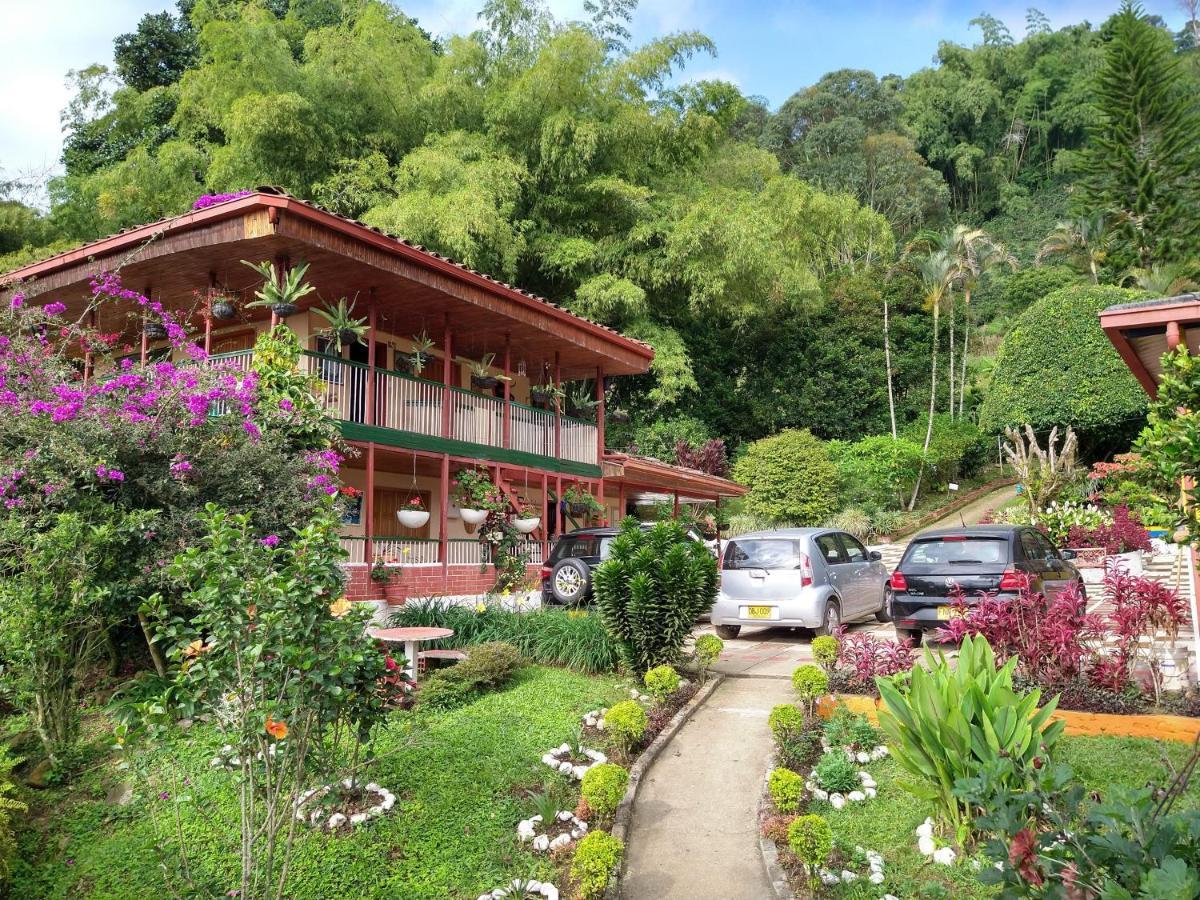 Finca Turistica Los Rosales Перейра Экстерьер фото